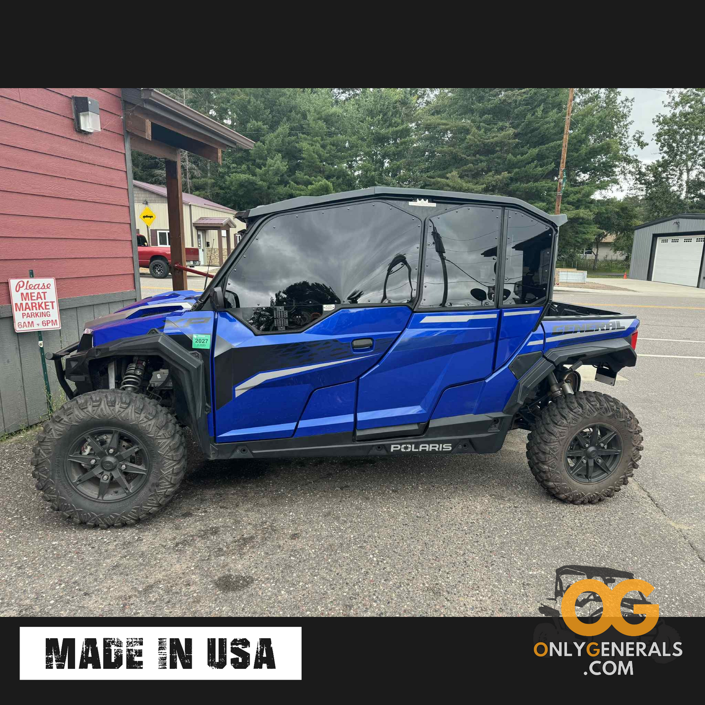 A blue Polaris General with the OG SideskinsLITE hard upper doors